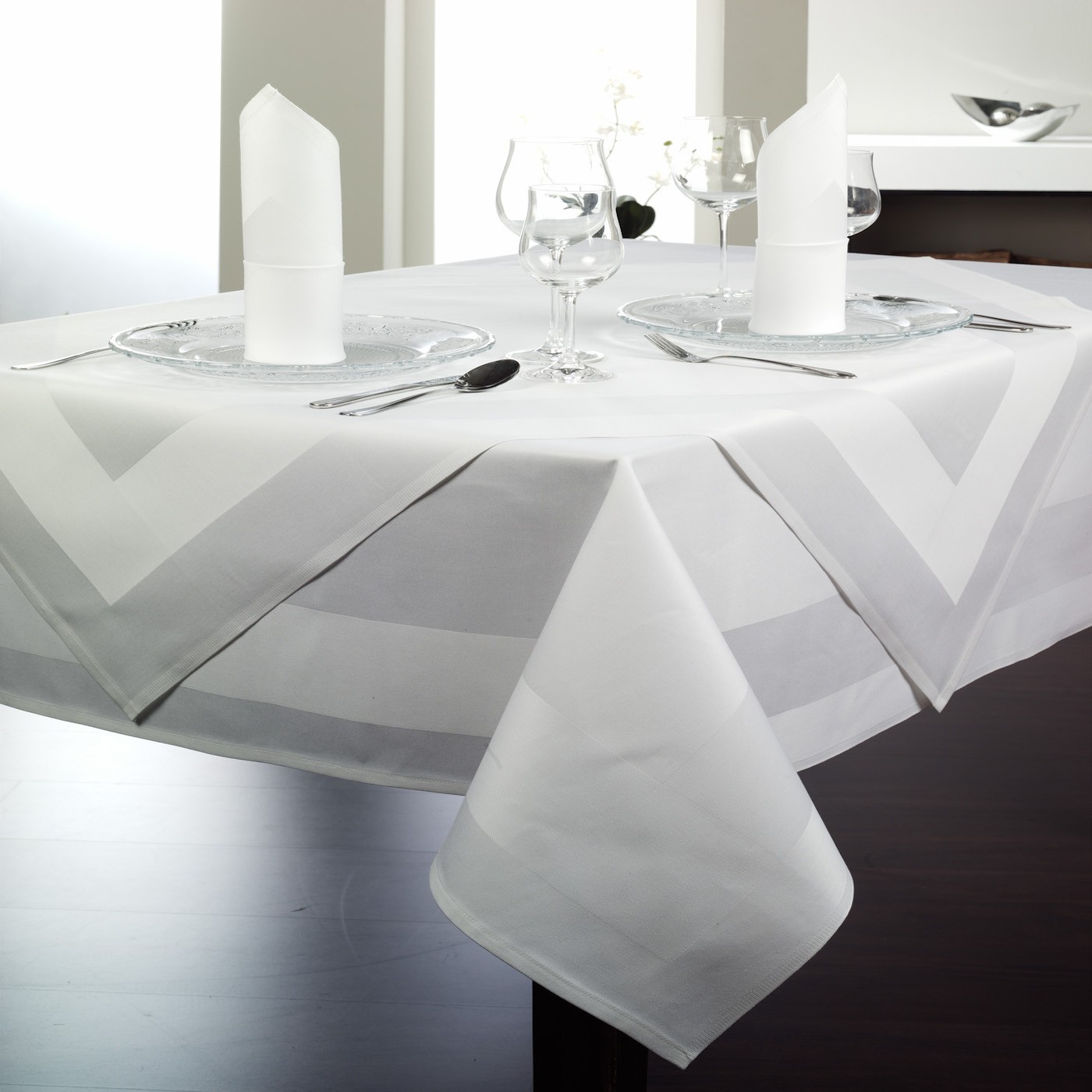 Nappe Blanche 100% coton satin 3,00m x 1,60m Rectangle - 1ère main